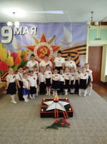 "День Победы" музыкально - театрализованное представление в средней группе № 6 "День Победы" музыкально - театрализованное представление в средней группе № 6.